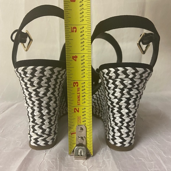 Liz Claiborne - LC Munster Wedge (NWOT) - Picture 7 of 7